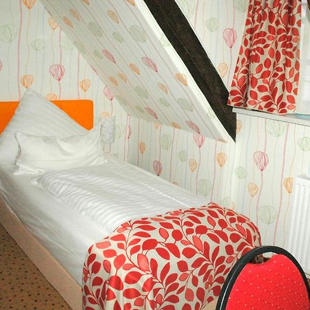 Maerchenhotel Bergen Auf Rugen Habitación foto