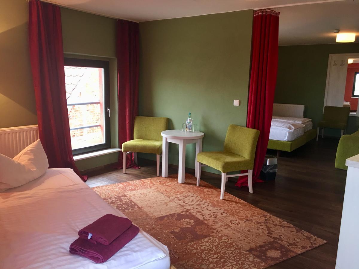 Maerchenhotel Bergen Auf Rugen Exterior foto